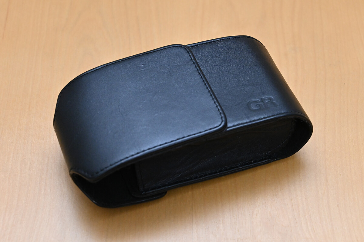 GR2のソフトケース「GC-5」