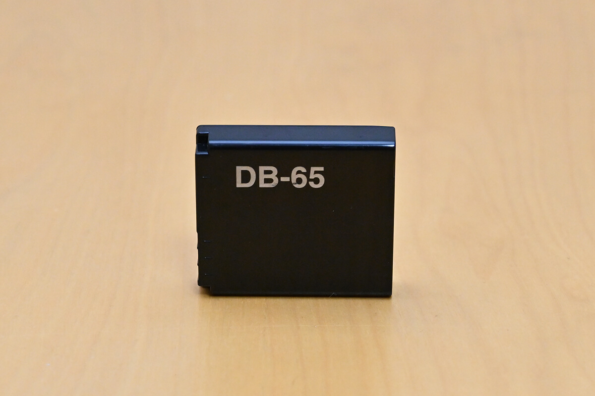 GR2のバッテリー「DB-65」