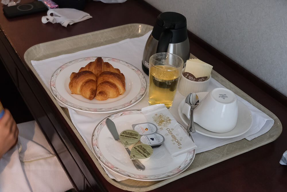ローズホテル横浜のルームサービスの朝食